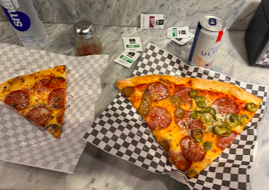 Secret Pizza signature dishes Pepperoni Slice
Cheese Slice
White Pizza